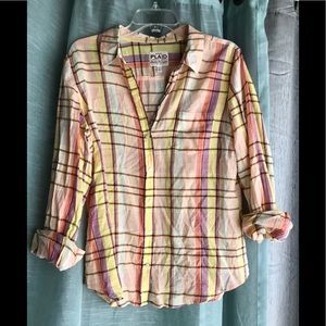 Old navy plaid long sleeves womens button up